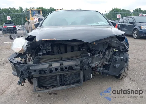 2014 Ford Focus Se z USA, uszkodzony, nr VIN 1FADP3F26EL128374